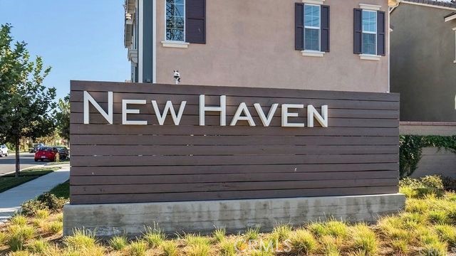 2785 E Berry Loop Privado 13