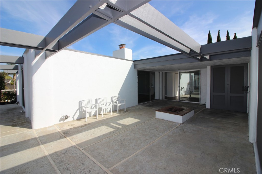 16662 Wellington Circle