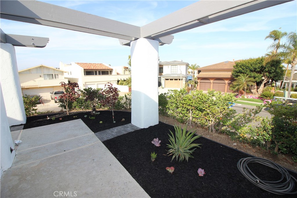 16662 Wellington Circle