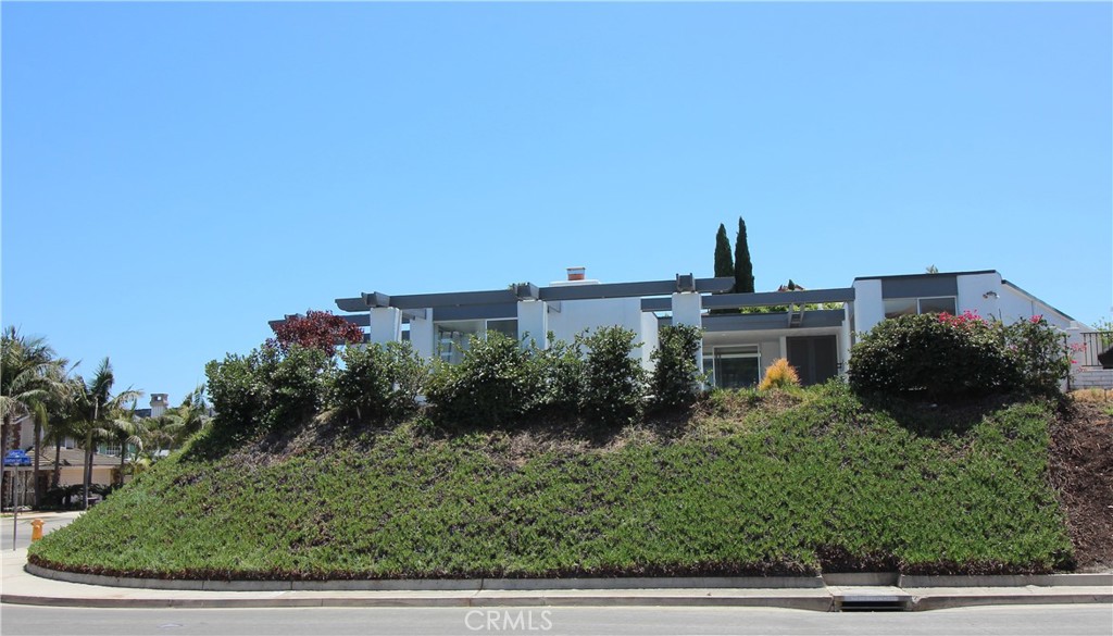 16662 Wellington Circle