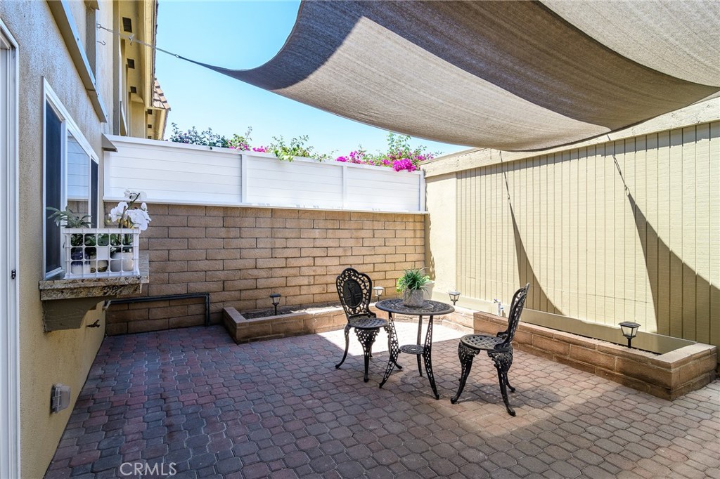 10390 Truckee River Court