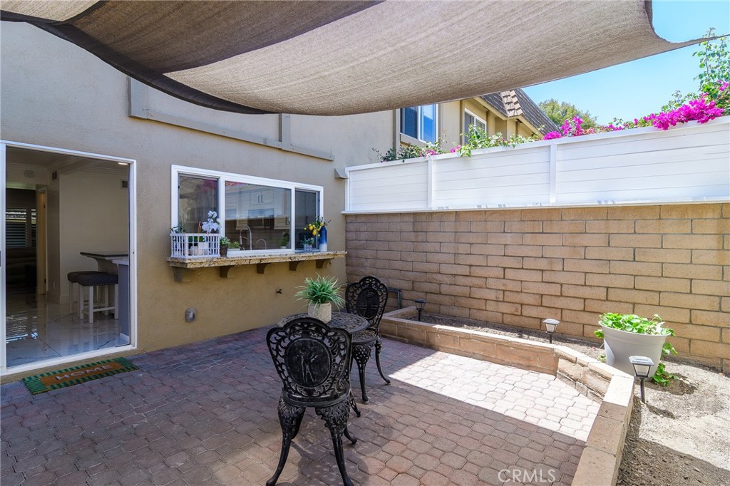 10390 Truckee River Court