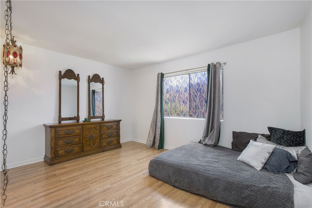 13722 Red Hill Avenue 28