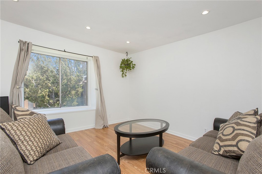 13722 Red Hill Avenue 28