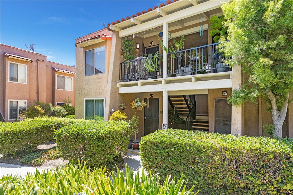 13722 Red Hill Avenue 28