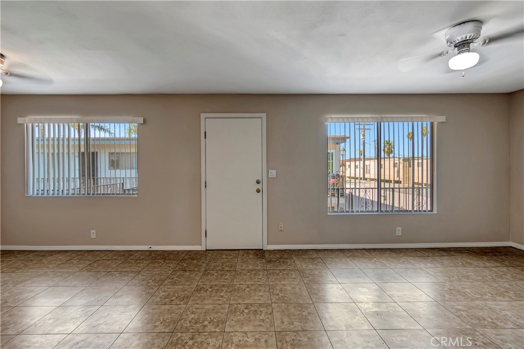 5500 Ackerfield Avenue 211