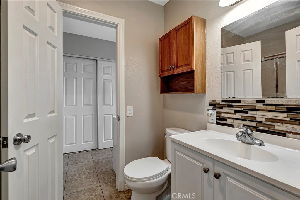 5500 Ackerfield Avenue 211