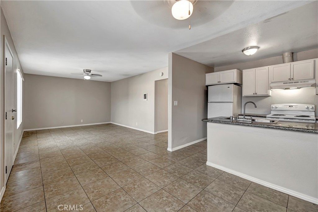 5500 Ackerfield Avenue 211