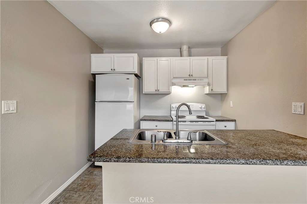 5500 Ackerfield Avenue 211