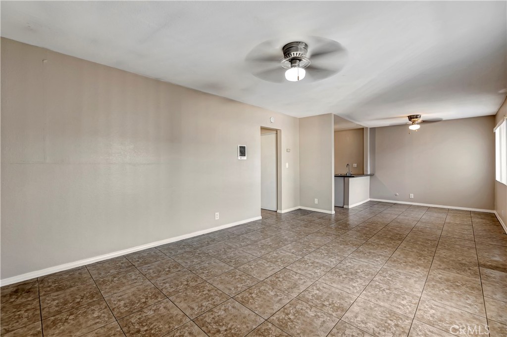 5500 Ackerfield Avenue 211