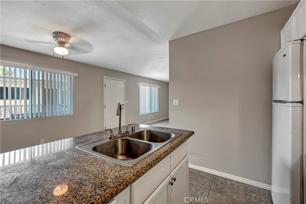 5500 Ackerfield Avenue 211