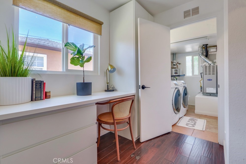 219 Santa Isabel Avenue 1/2