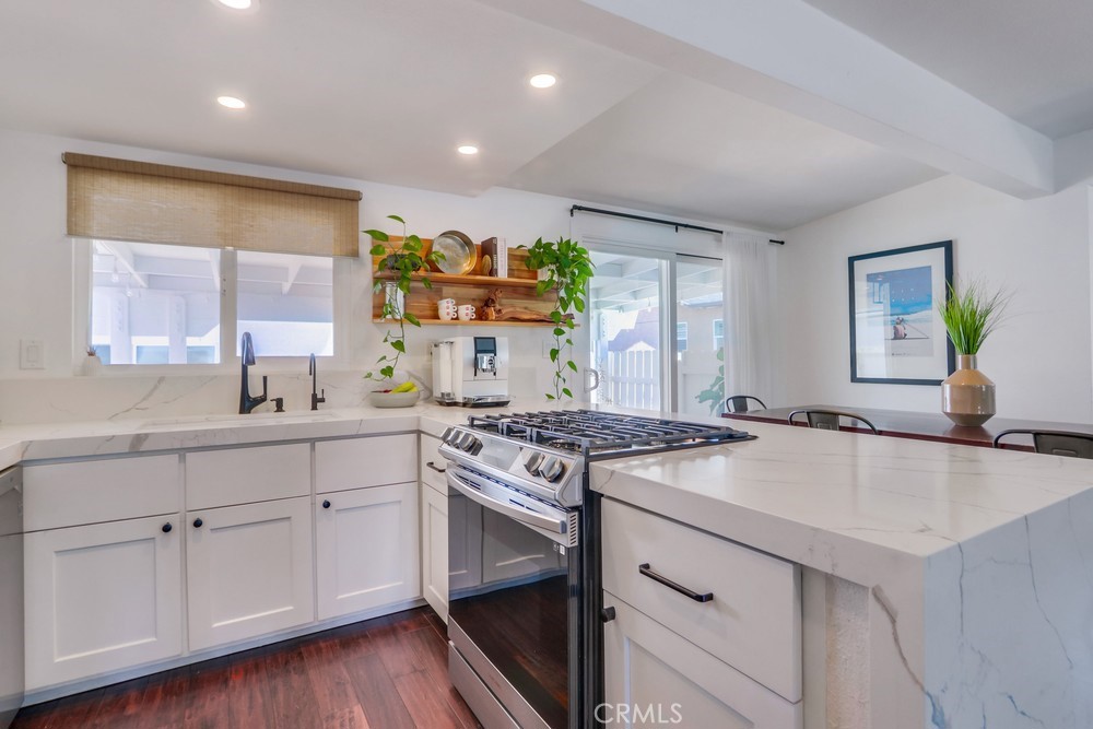 219 Santa Isabel Avenue 1/2