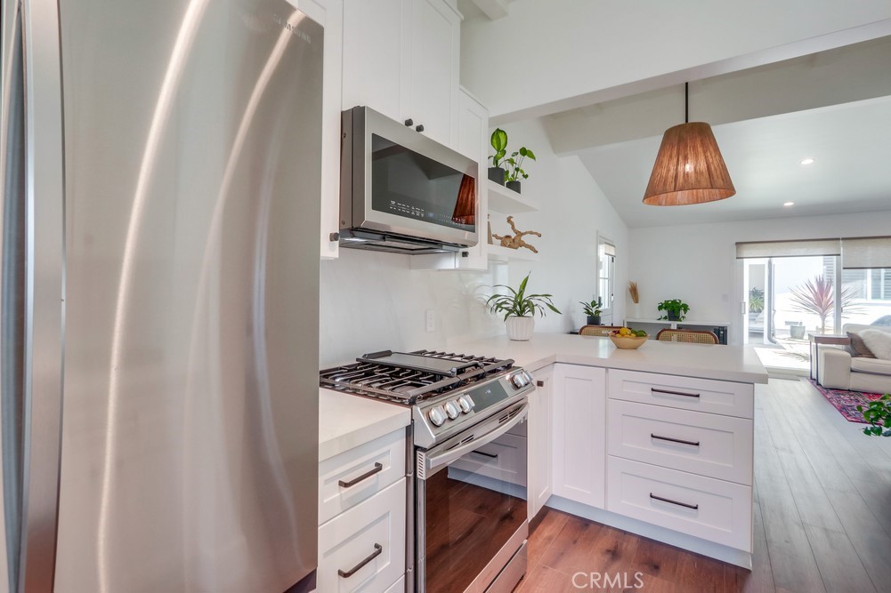 219 Santa Isabel Avenue 1/2