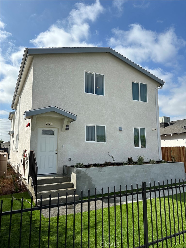 204 202 W 90th Street
