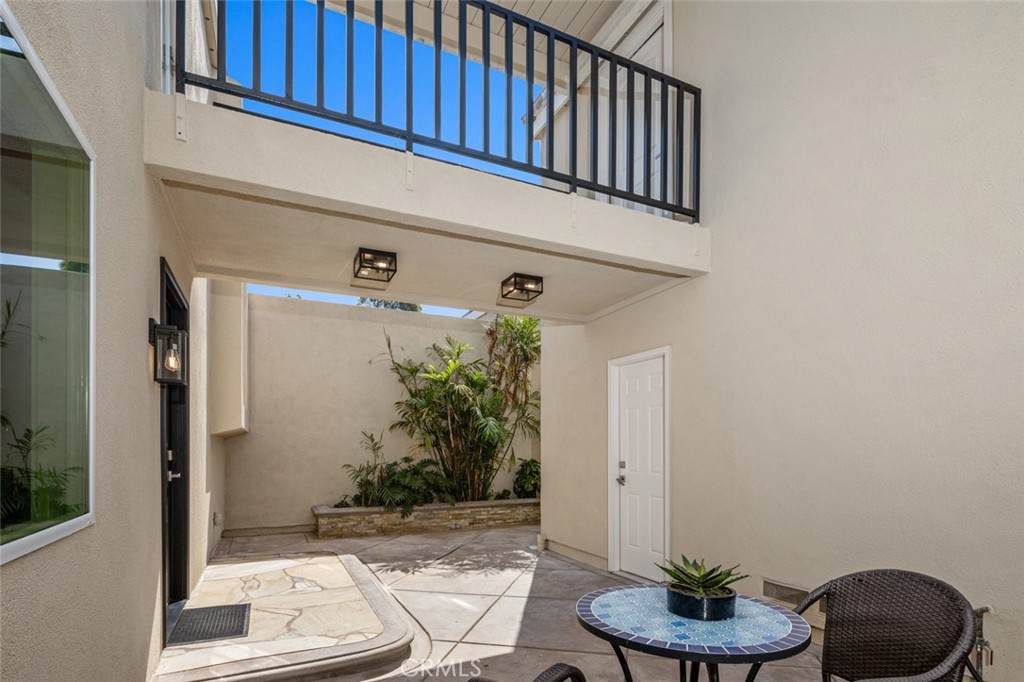 7232 Seaworthy Drive