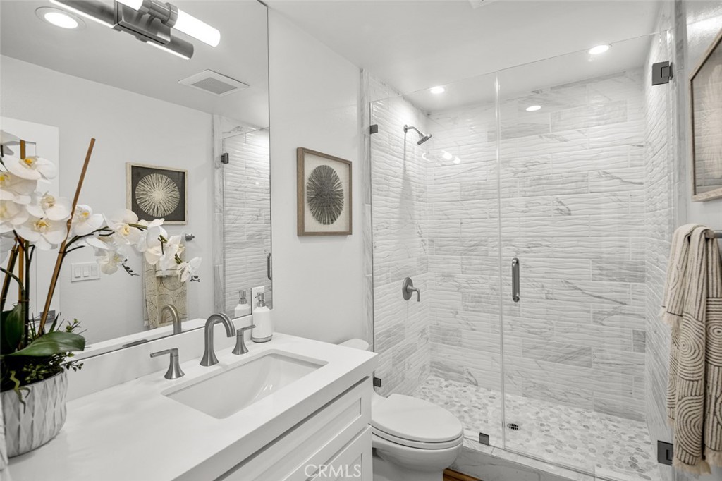 7232 Seaworthy Drive