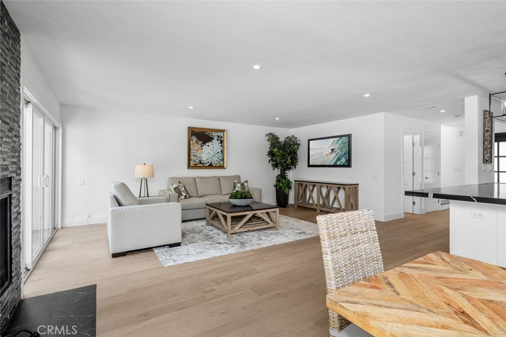 7232 Seaworthy Drive