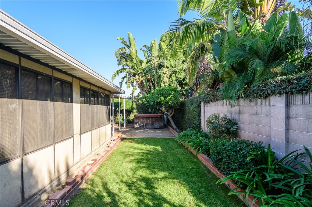 9188 La Barca Circle