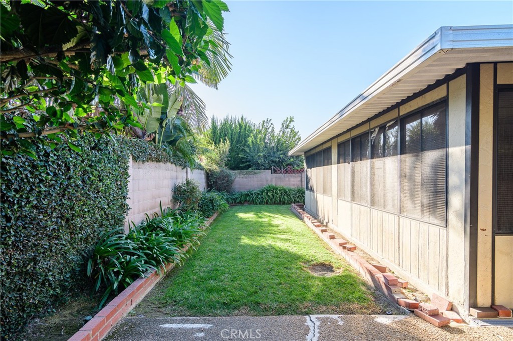 9188 La Barca Circle