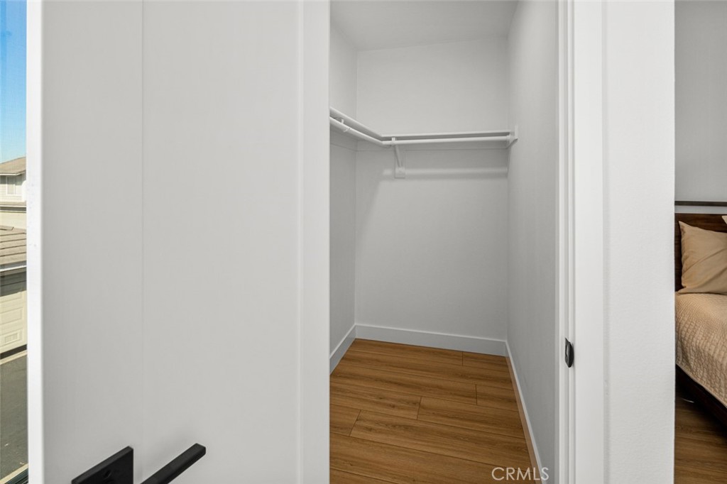 2023 W Hartford Place 56