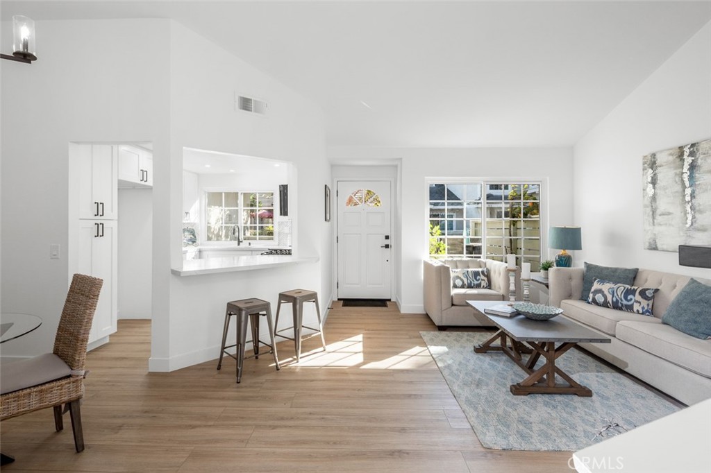 2023 W Hartford Place 56