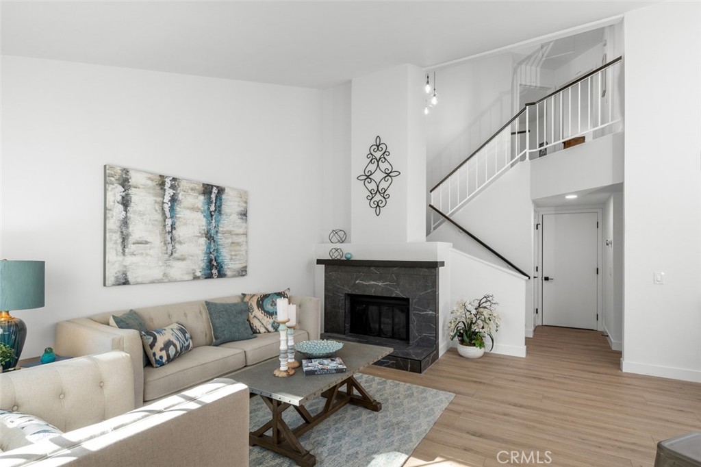 2023 W Hartford Place 56