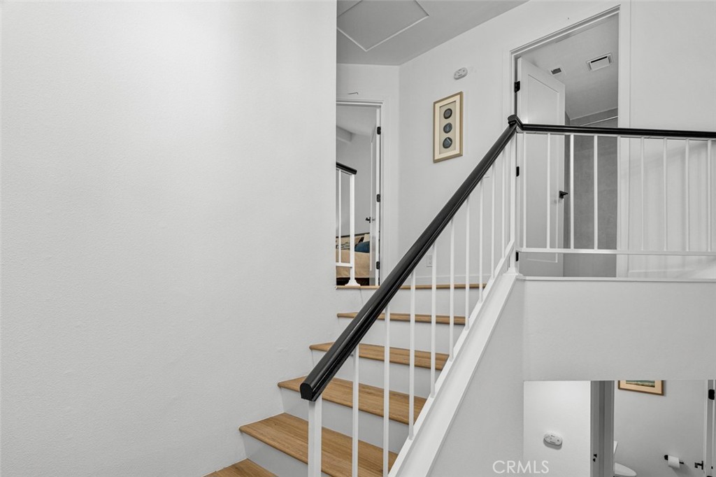 2023 W Hartford Place 56