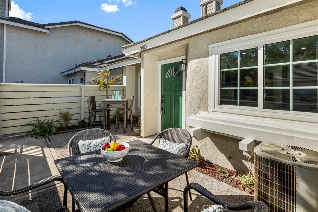 2023 W Hartford Place 56