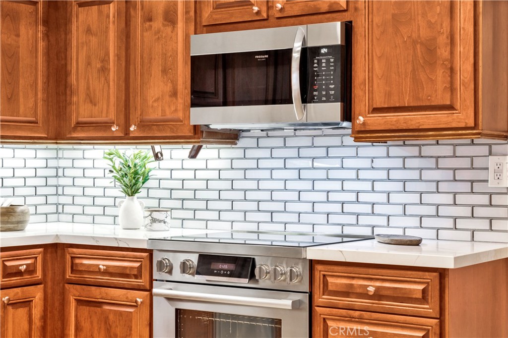 7125 Little Harbor Drive