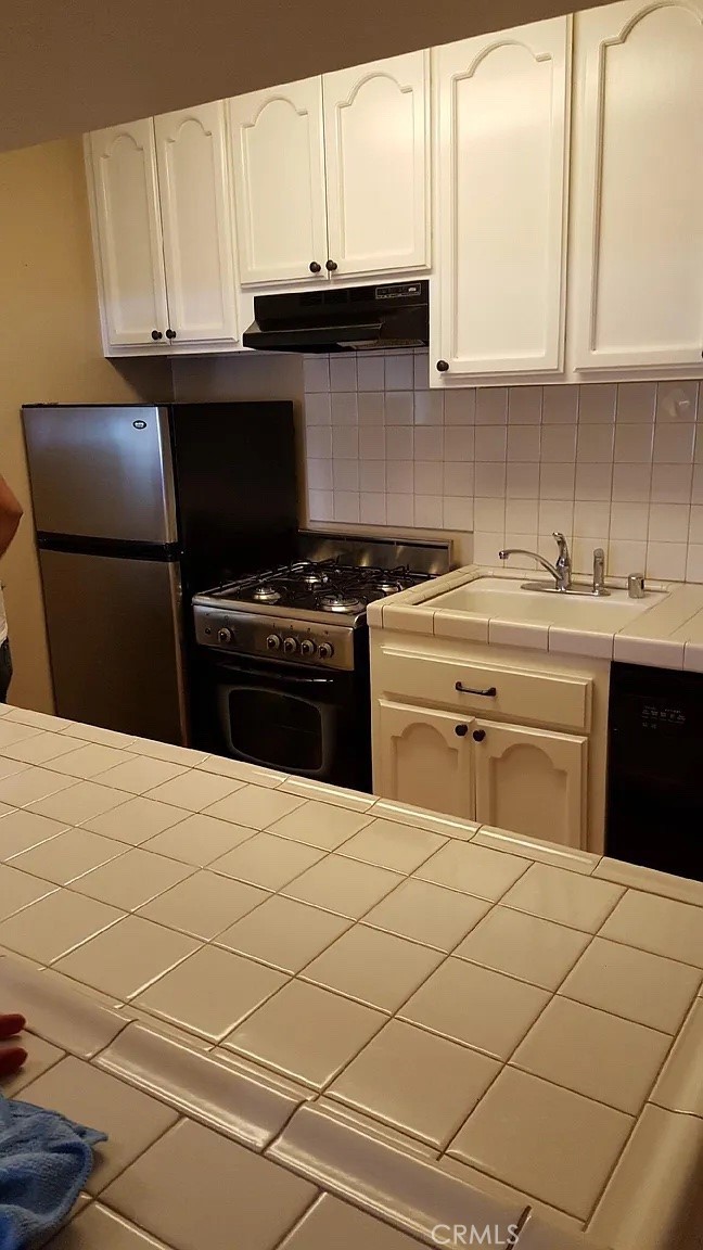 17200 Newhope Street 126