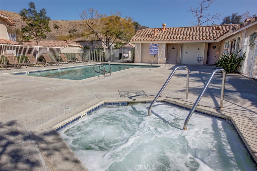 19801 Meadow Ridge Drive 19