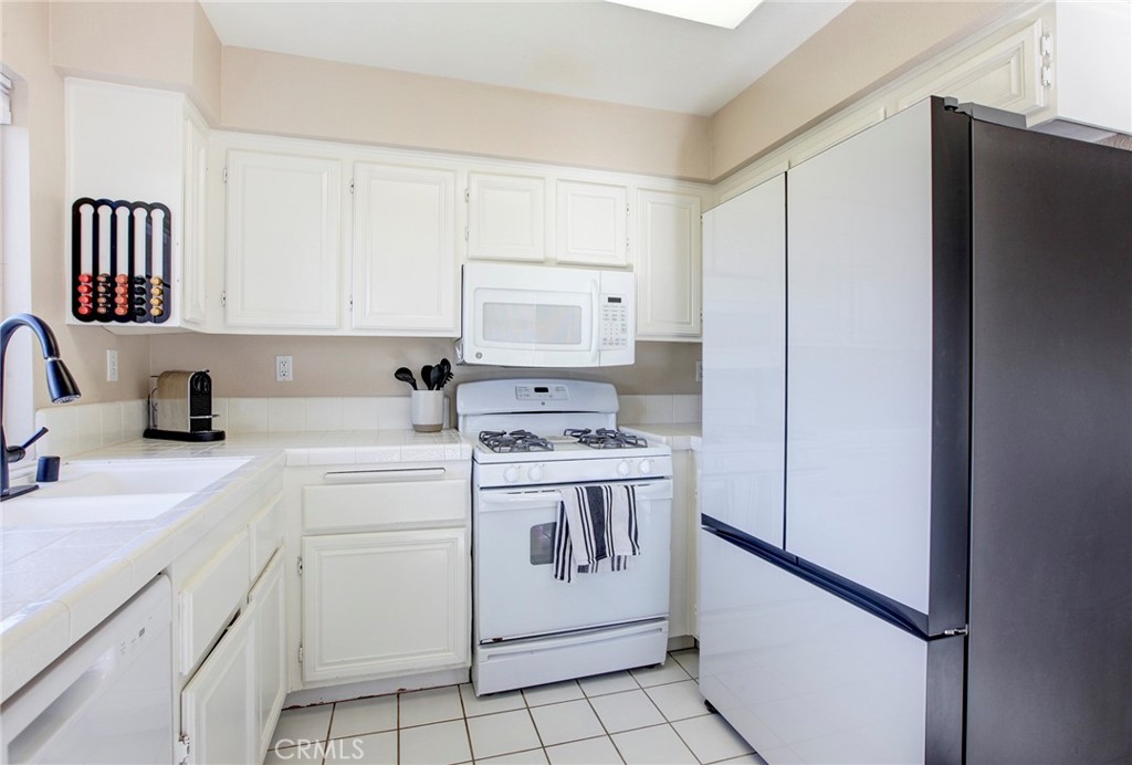 19801 Meadow Ridge Drive 19