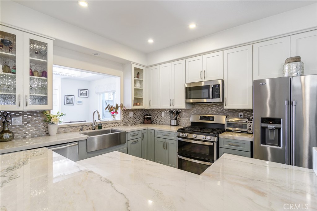 611 Frankfort Avenue