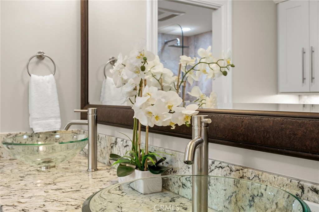 405 Avenida Granada 104