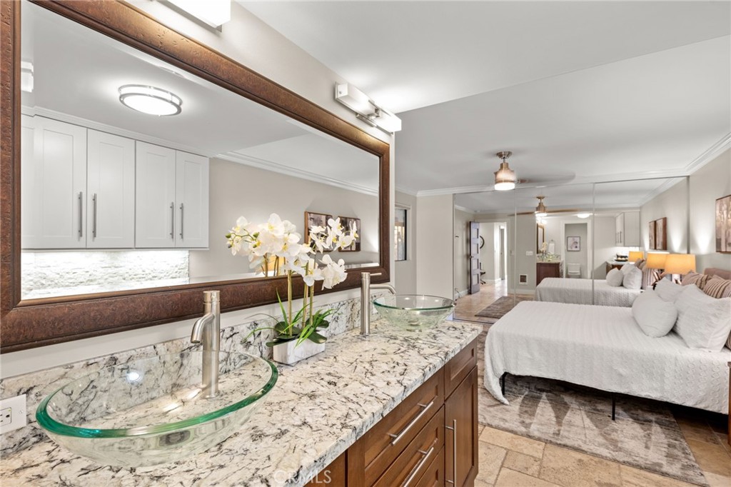 405 Avenida Granada 104