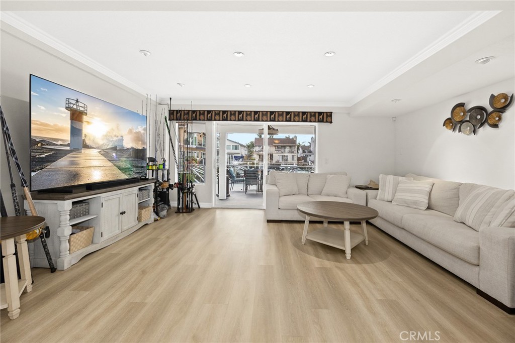 16449 Ladona Circle