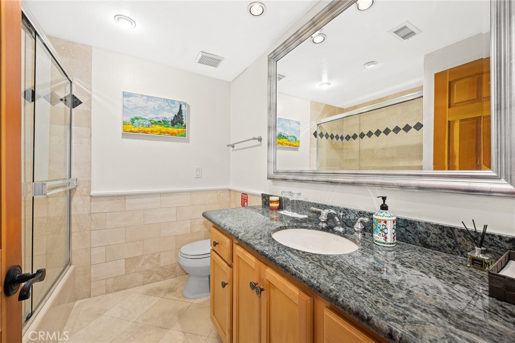 16449 Ladona Circle