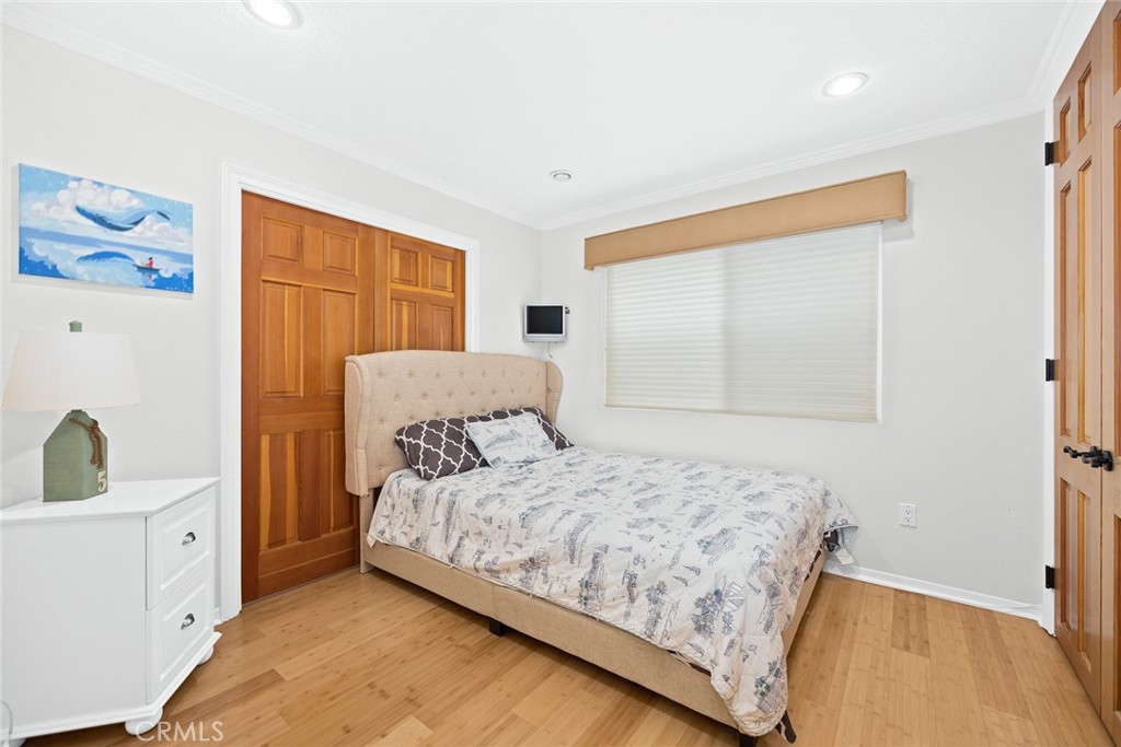 16449 Ladona Circle