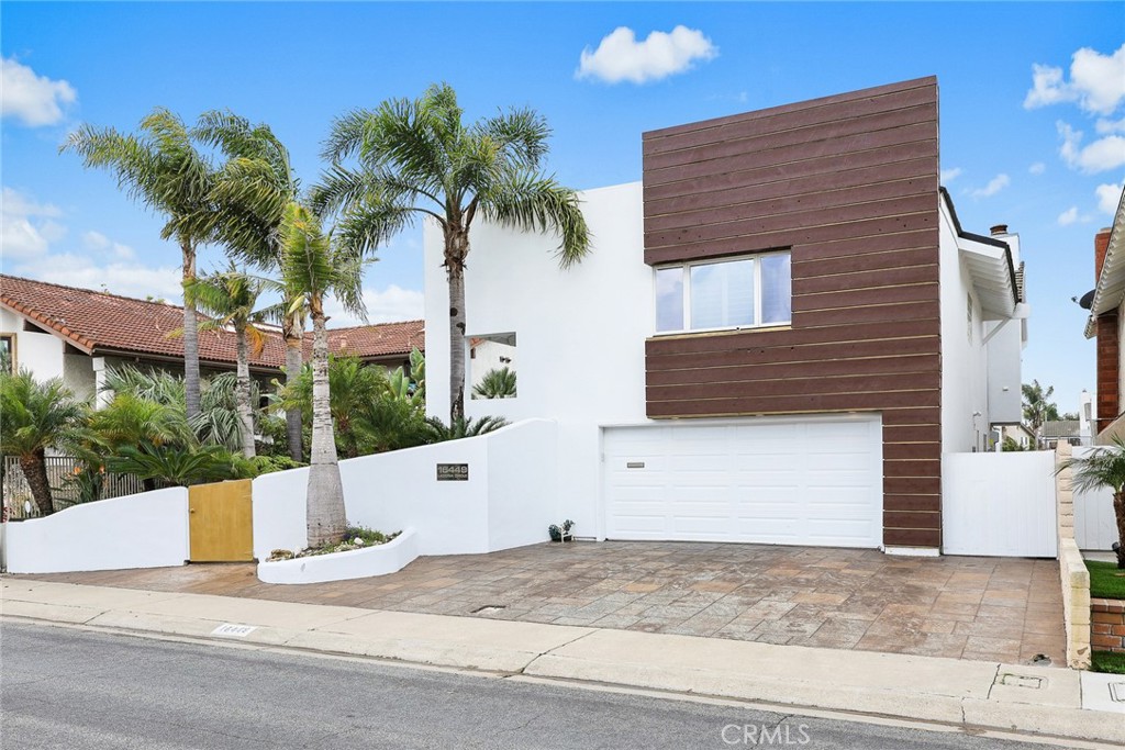 16449 Ladona Circle