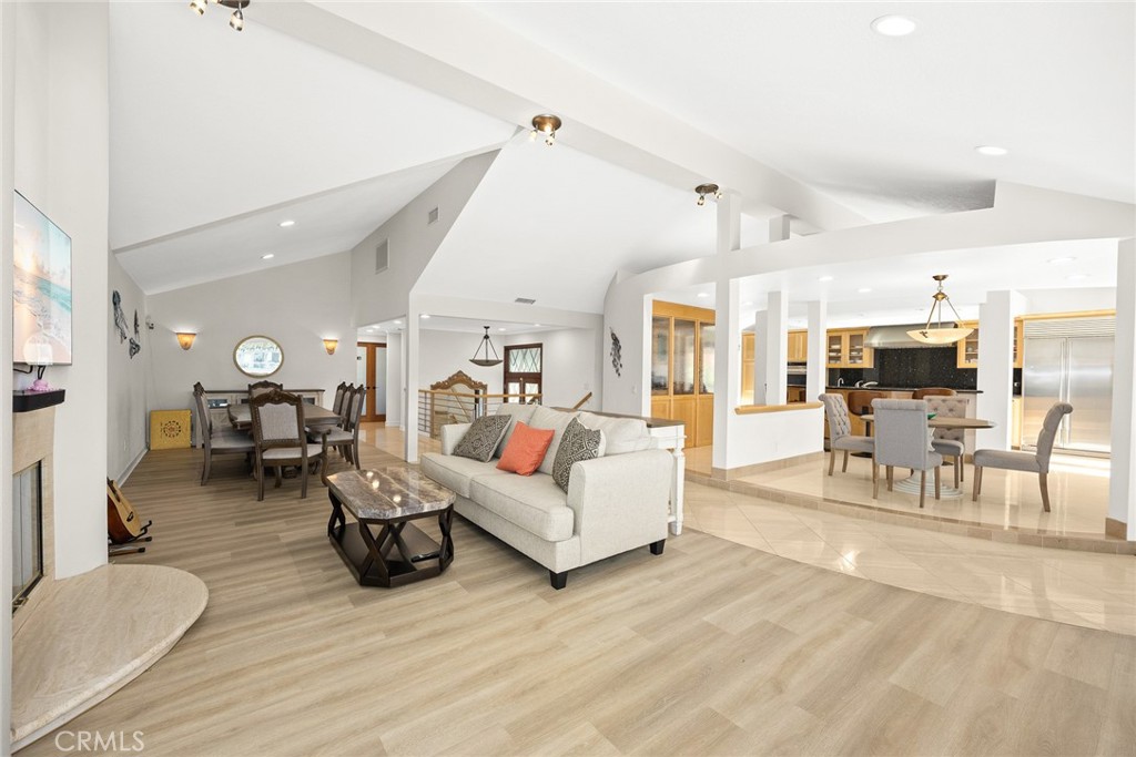 16449 Ladona Circle