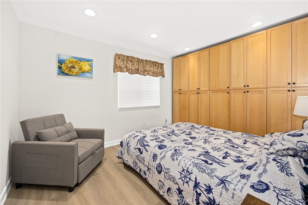 16449 Ladona Circle