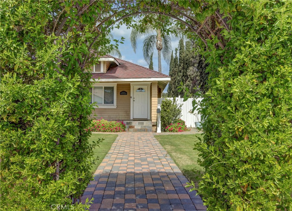 4705 East Washington Avenue