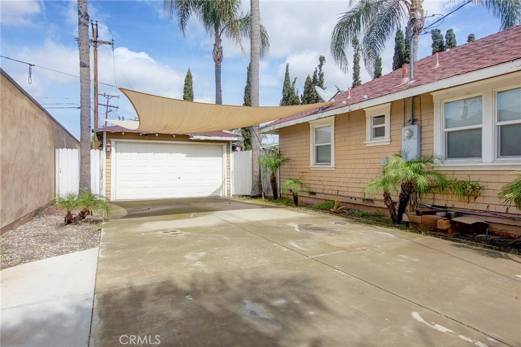 4705 East Washington Avenue