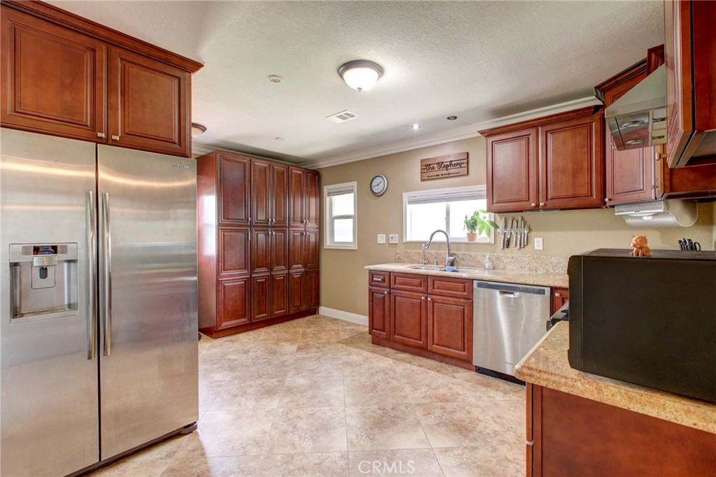 4705 East Washington Avenue