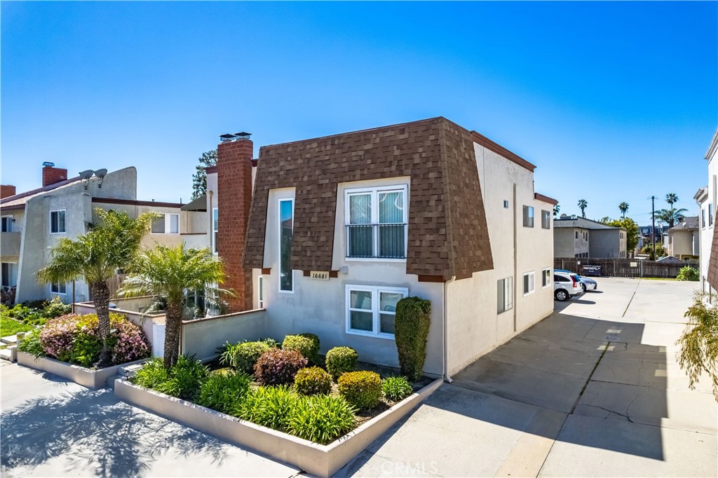 16681 Sims Lane