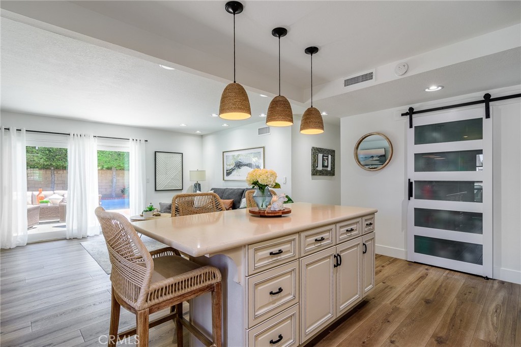 17692 Collins Circle