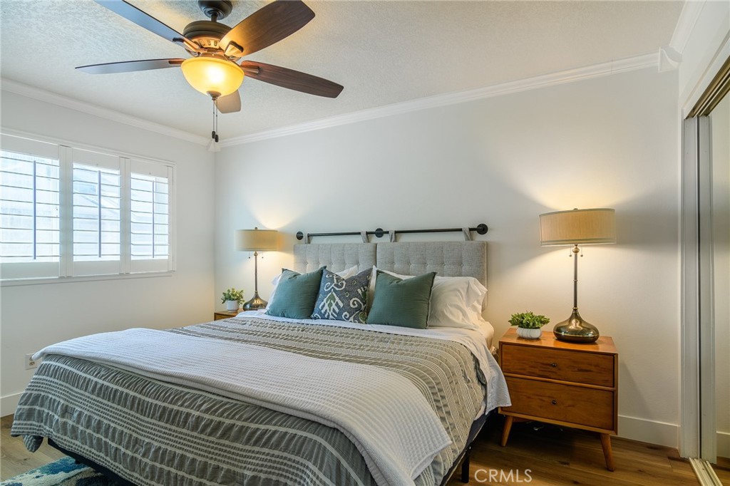 17692 Collins Circle