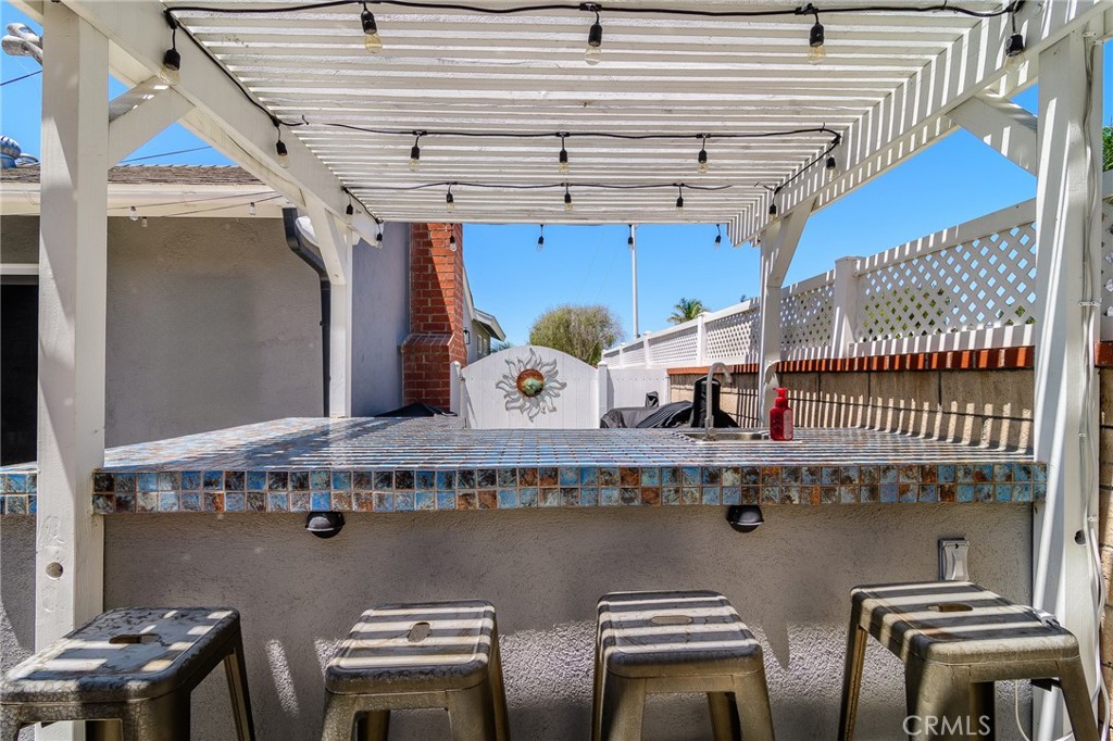 17692 Collins Circle