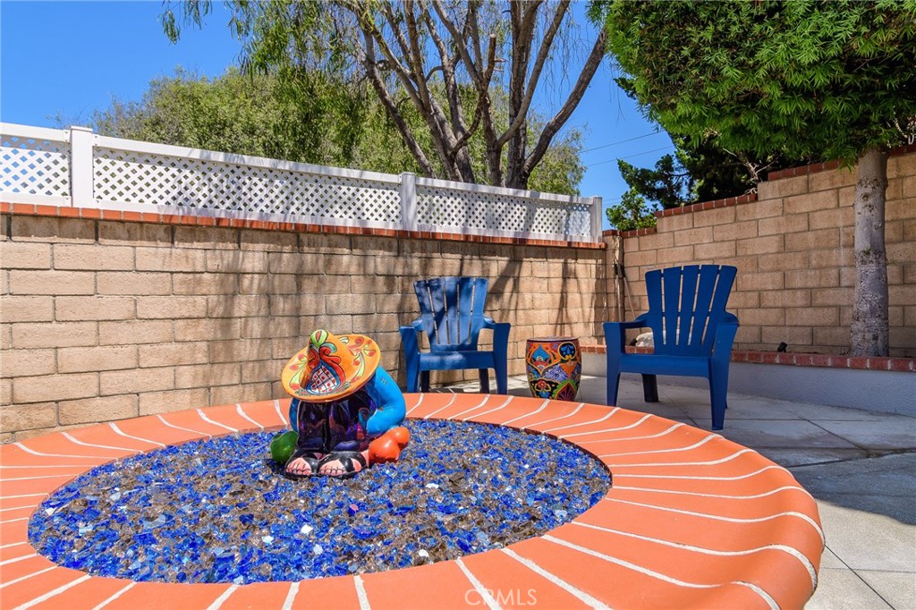 17692 Collins Circle